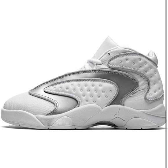 Jordan White Metallic Silver White WMNS AIR OG CW0907 100 - Size 8W NEW